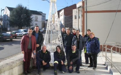 El Concello de Cospeito inaugura la Navidad con un alumbrado 100% artesanal